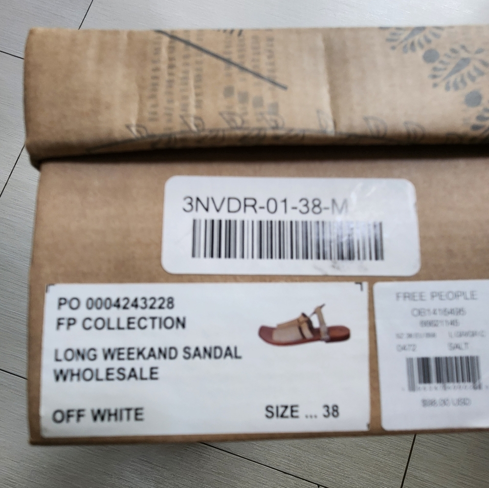 FREE PEOPLE Long Weekend Sandals ~Off White **NEW - Picture 9 of 10
